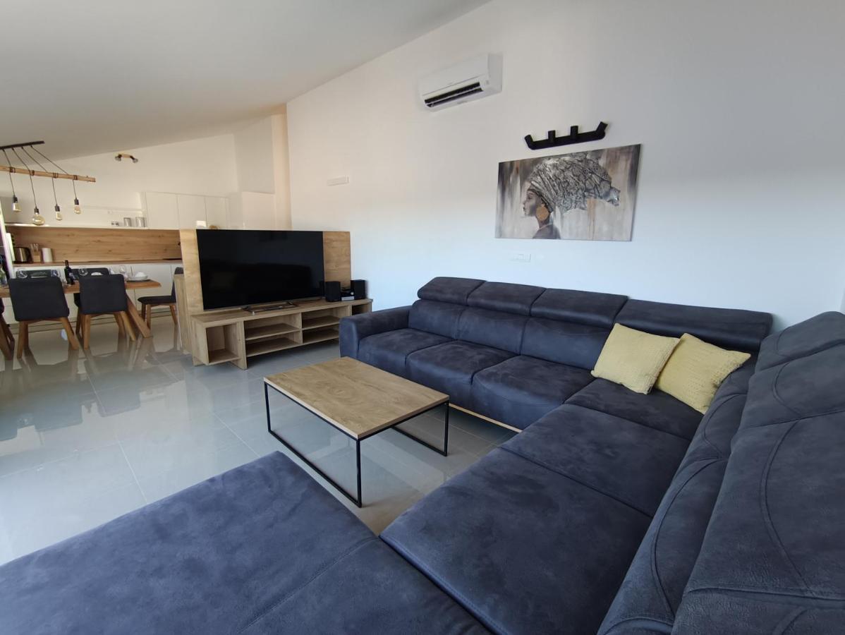 Ferienwohnung Penthouse Sunset Medulin Exterior foto